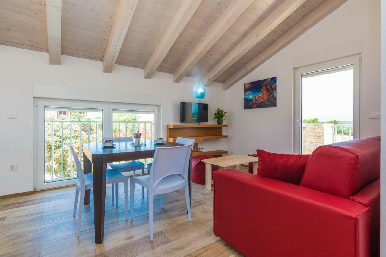 Fabulous House B With Outdoor Pool Apartment ซาตอน ภายนอก รูปภาพ