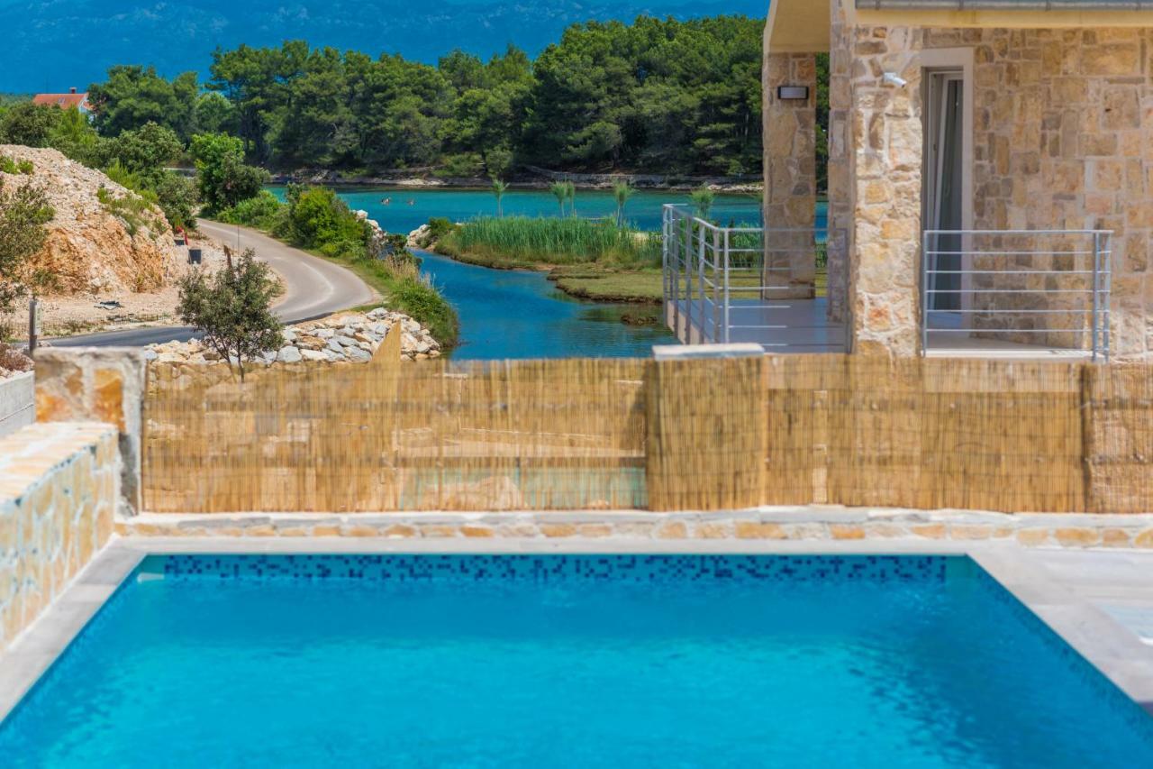 Fabulous House B With Outdoor Pool Apartment ซาตอน ภายนอก รูปภาพ