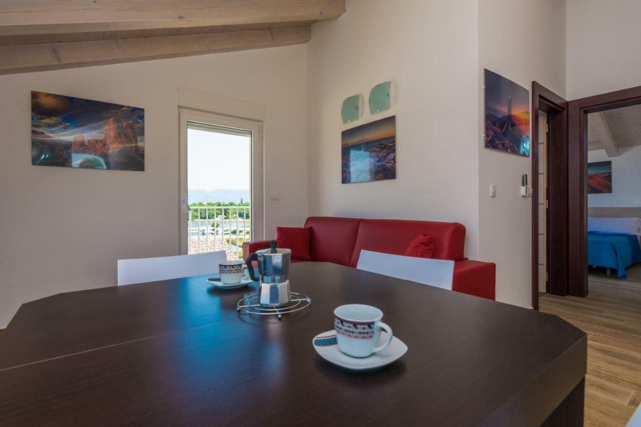 Fabulous House B With Outdoor Pool Apartment ซาตอน ภายนอก รูปภาพ